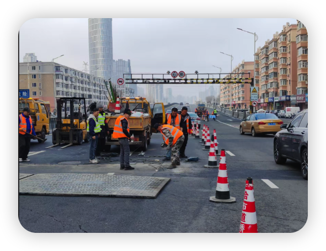 拱墅道路维修施工队：城市建设的守护者
